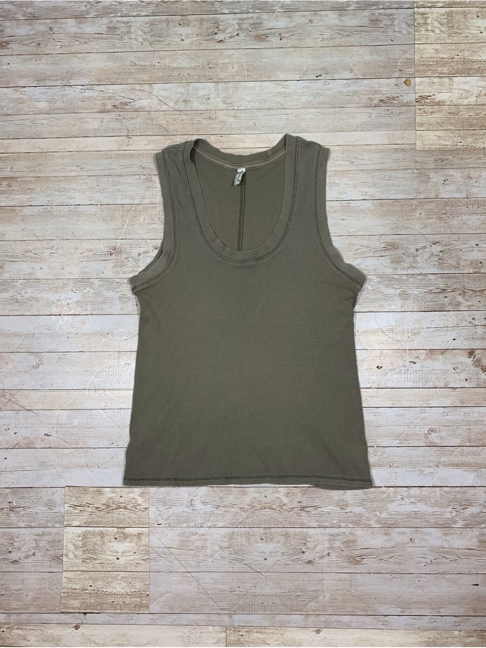 Free People Olive Green Ribbed Cotton Blend Scoop Tank Size L Boho Beach Coastal